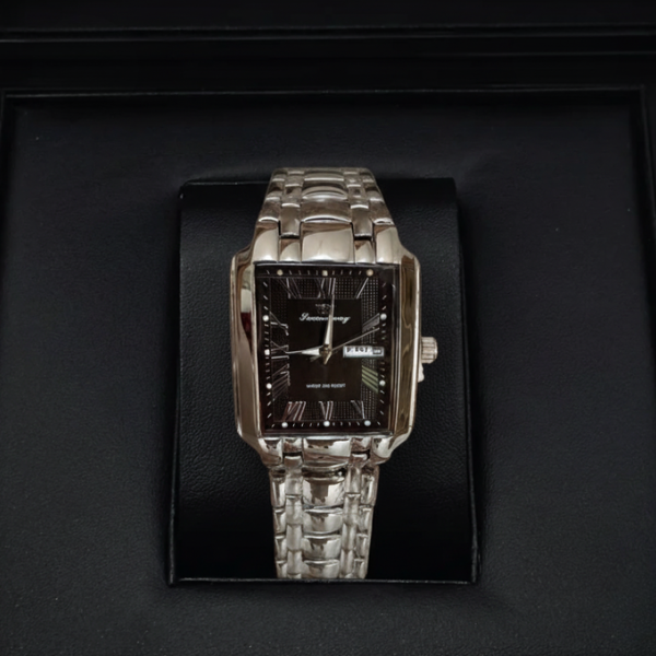 𝐒𝐮𝐜𝐜𝐞𝐬𝐬 𝐰𝐚𝐲 𝐰𝐚𝐭𝐜𝐡𝐞𝐬 𝐰𝐢𝐭𝐡 𝐩𝐫𝐞𝐦𝐢𝐮𝐦 𝐬𝐭𝐫𝐚𝐩𝐬.